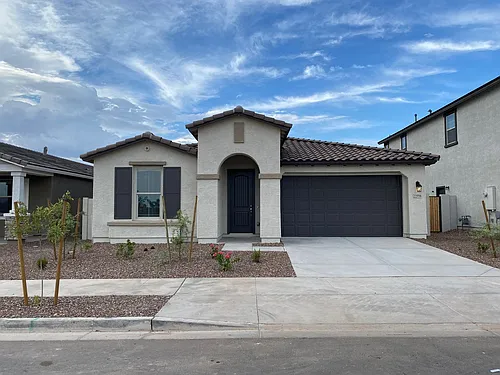 22938 E Saddle Way Photo 1