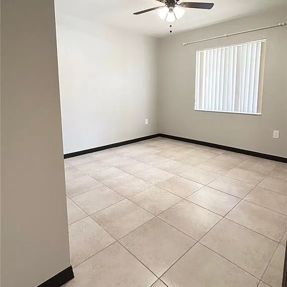 8284 Key Royal Cir #1323 — Photo 7