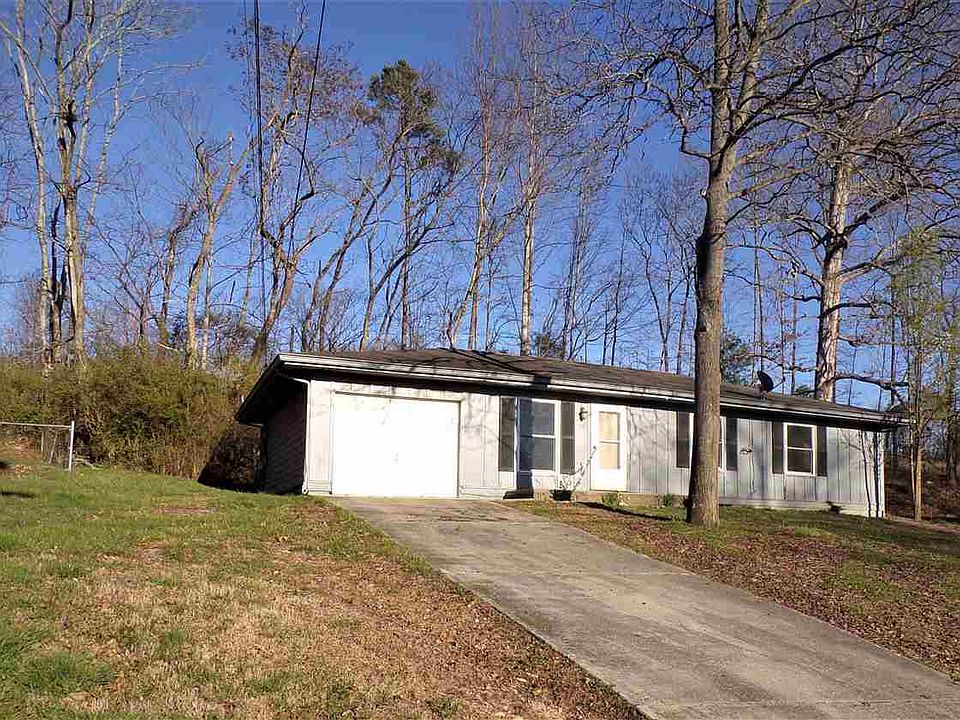 1st image of 1620 Shields Dr