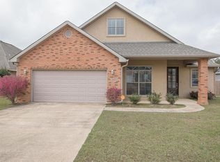 13025 Oakberry Ln, Gulfport, MS 39503