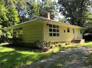 369 Pond Meadow Rd, Westbrook, CT 06498