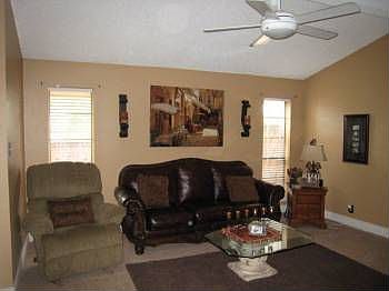 1st image of 4805 Dentcrest Dr