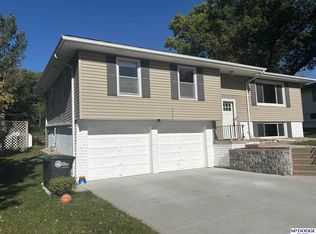 6238 Read St, Omaha, NE 68152