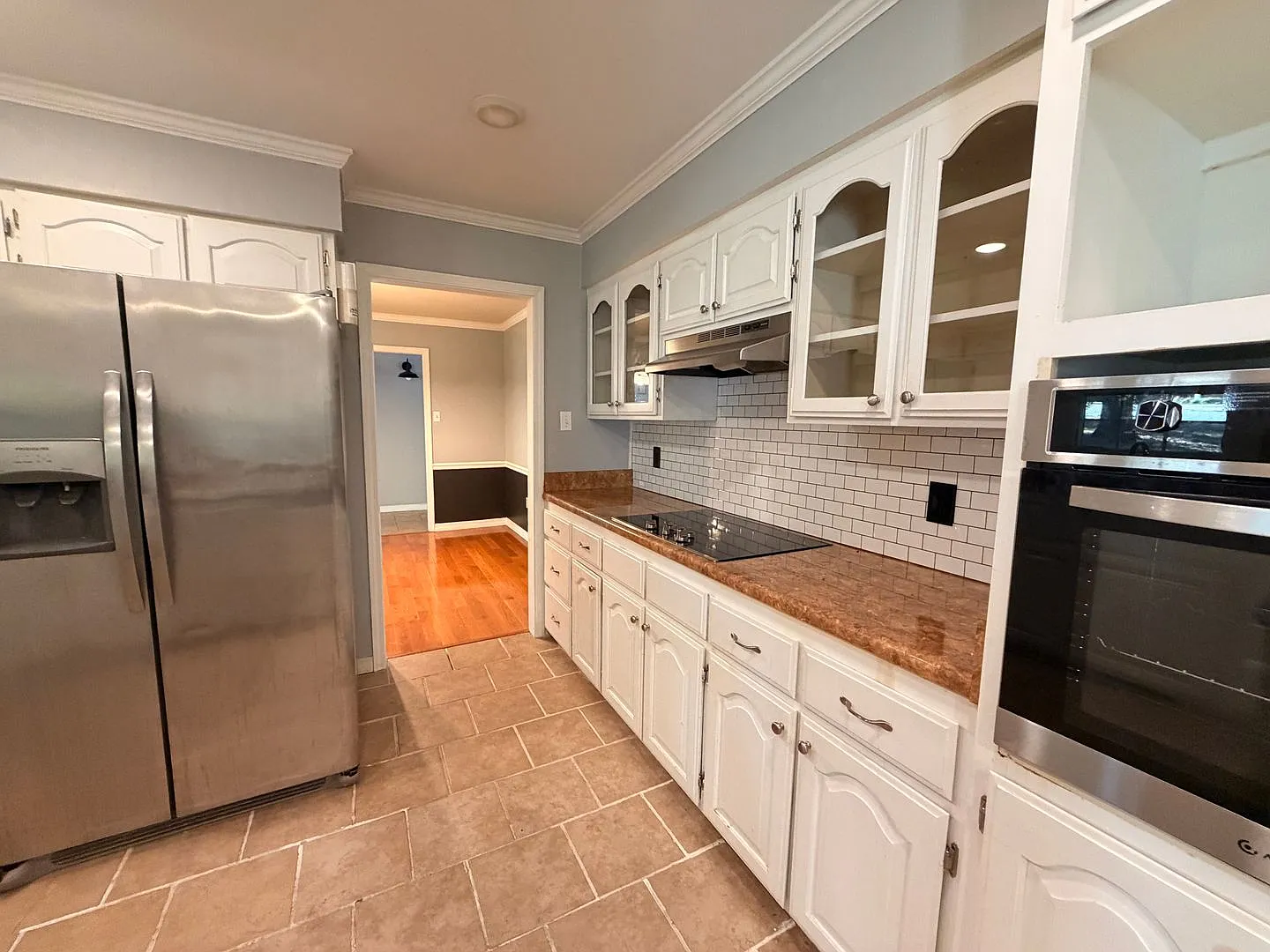 Discover this well-maintained 3-bedroom, 2-bath home in Russellville, AR — Photo 4