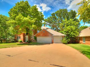 2917 W Lexington Way, Edmond, OK 73012