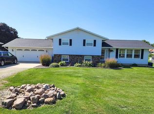 915 22nd St, Mendota, IL 61342