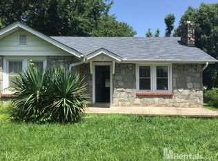 14 Old Park Rd, Hendersonville, NC 28791