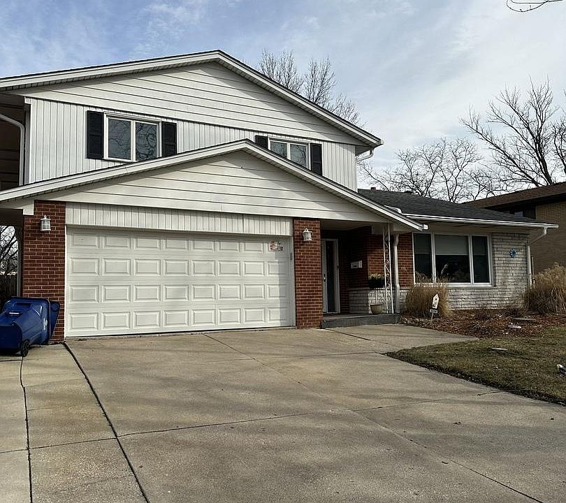 1st image of 15409 Linden Dr