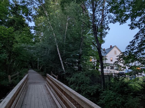 36 Beal St APT 3, Norway, ME 04268