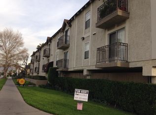 10848 Victory Blvd #18, North Hollywood, CA 91606