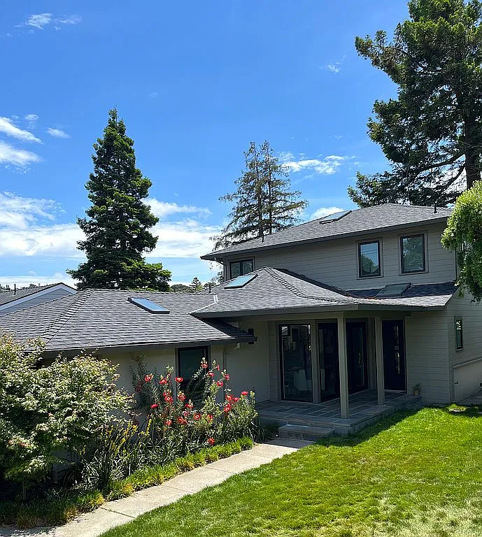 1651 Francis Ave photo 1