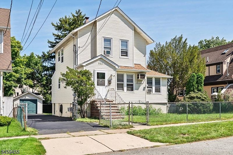 1st image of 322 Kaplan Ave