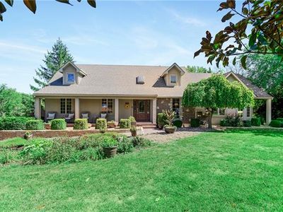 13776 Lookout Dr, Kansas City, MO, 64139