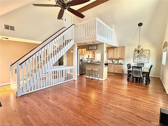 4th image of 6517 Blazingwood Dr