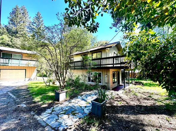 477 Delaney Dr, Willow Creek, CA 95573