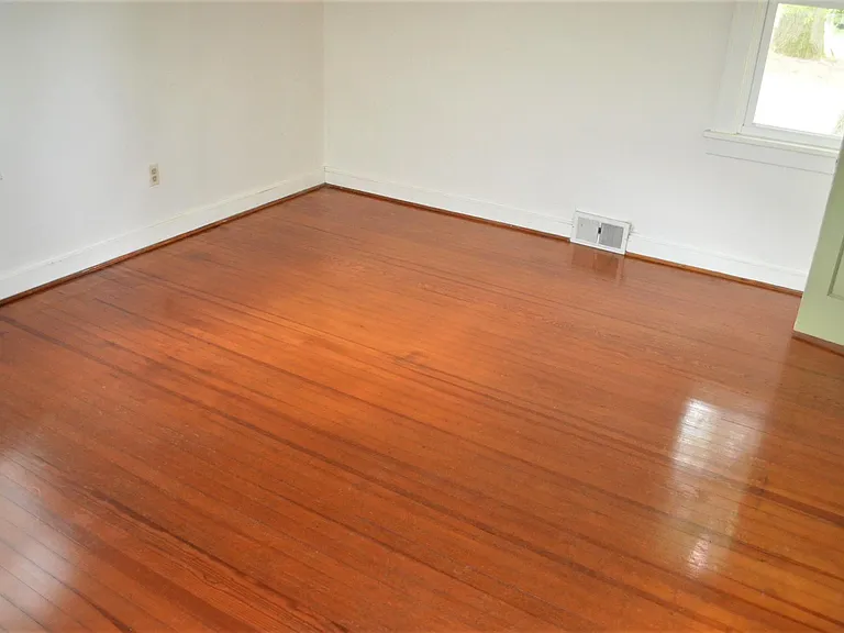 Bedroom #1