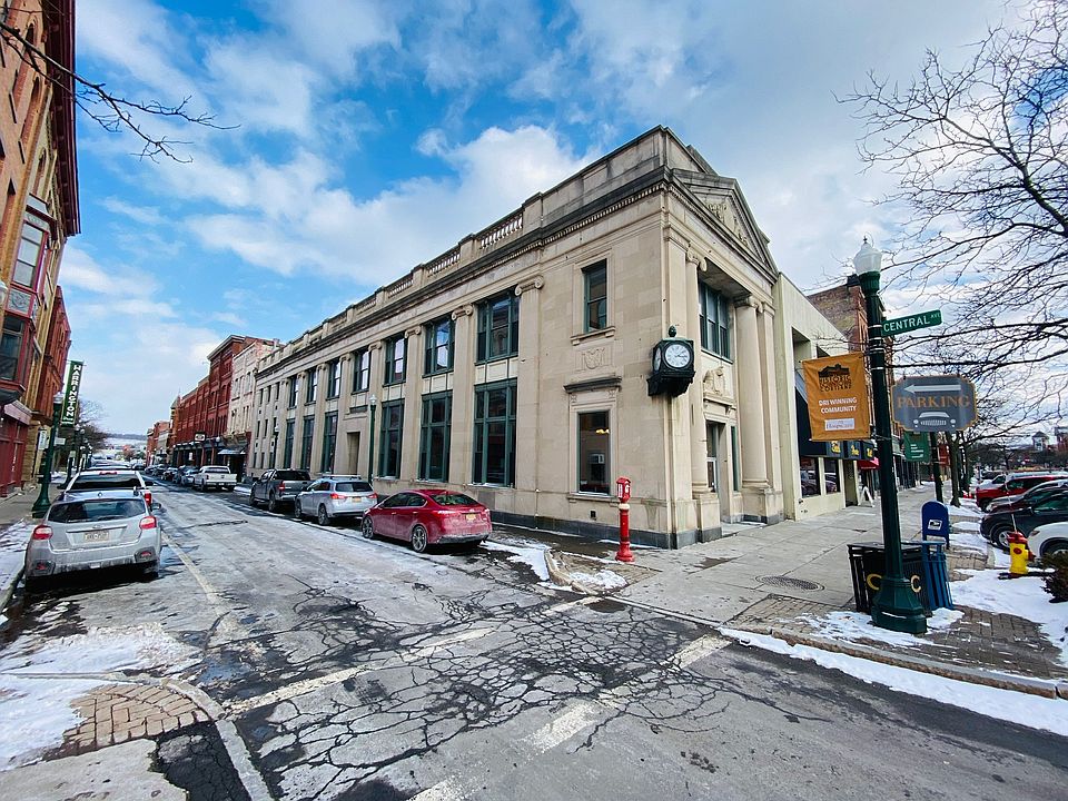 1st image of 35 Main St #1