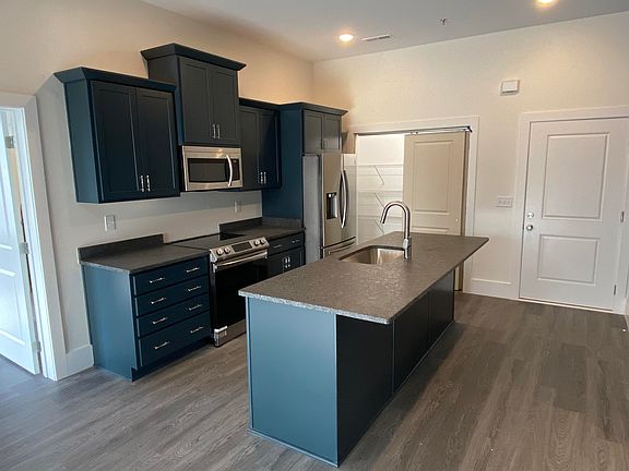 5th image of 1445 Fagan St Unit 302
