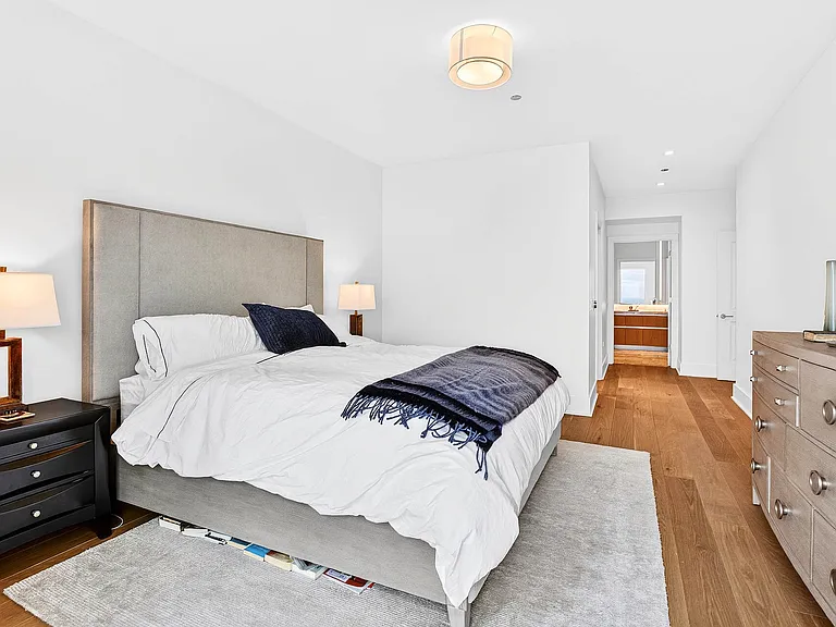363 E Wacker Dr #3709 — Photo 21