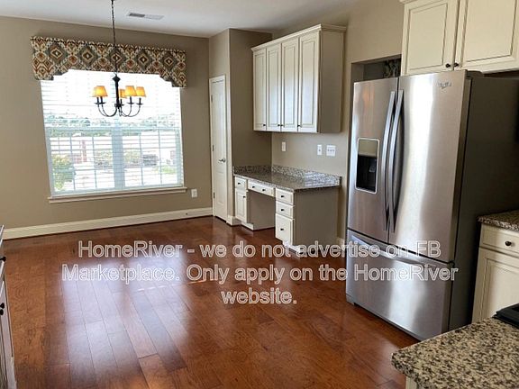 5th image of 8606 Wintergreen Ct Unit 303