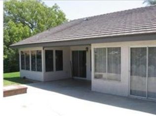 1605 Fairview Dr, Corona, CA 92878
