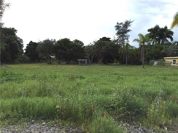 2nd image of 965 SW 12 Ave