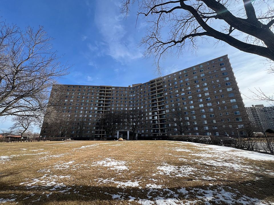 1st image of 7141 N Kedzie Ave APT 210
