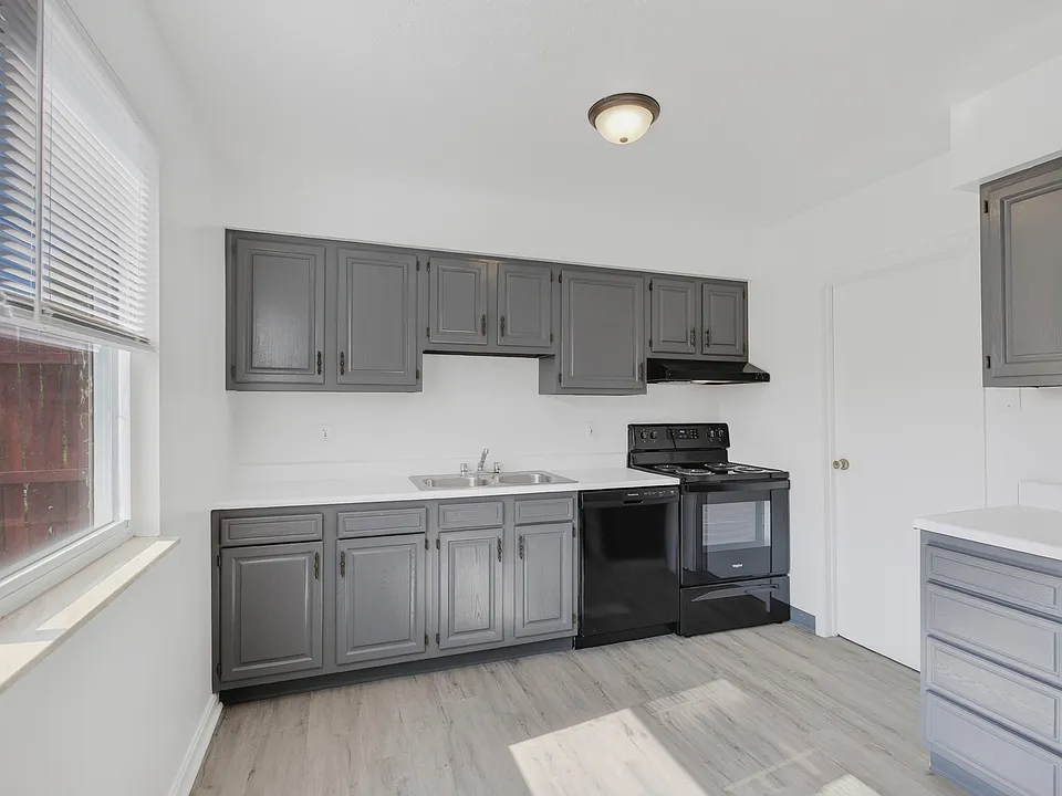 Jersey Ridge Apartments