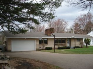 W6949 Old Lake Rd, Shawano, WI 54166