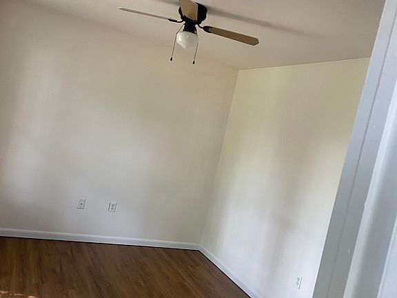 2nd image of 1729 Maple Ave