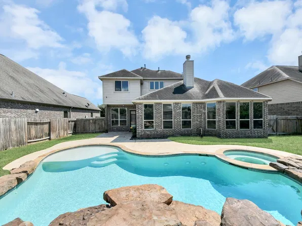 9422 Brannok Ln, Tomball, TX 77375