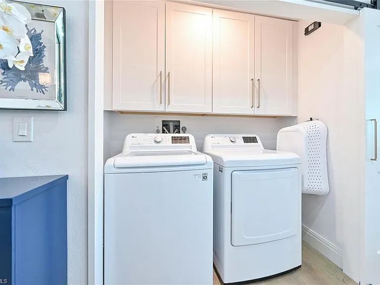 3105 Riviera Dr #A201 — Photo 28