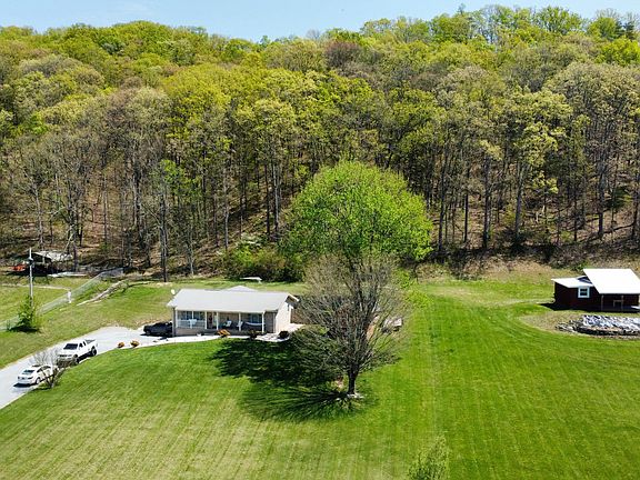 4th image of 1400 Rheatown Rd