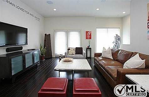 1st image of 4111 Newton Ave APT 14