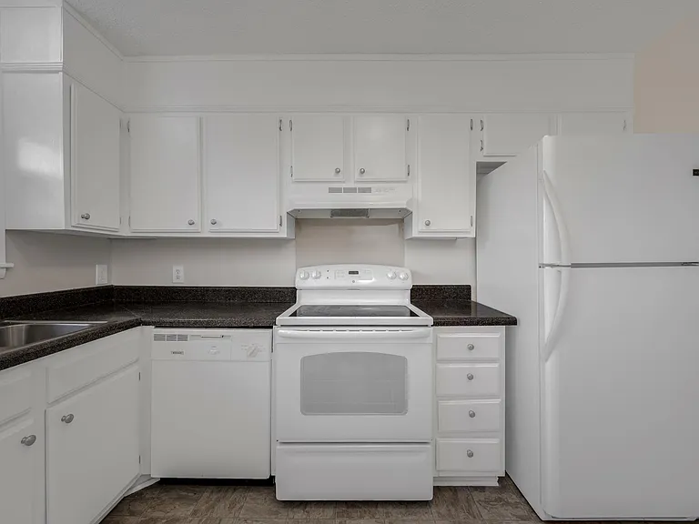 102 Jennings Dr #B — Photo 7