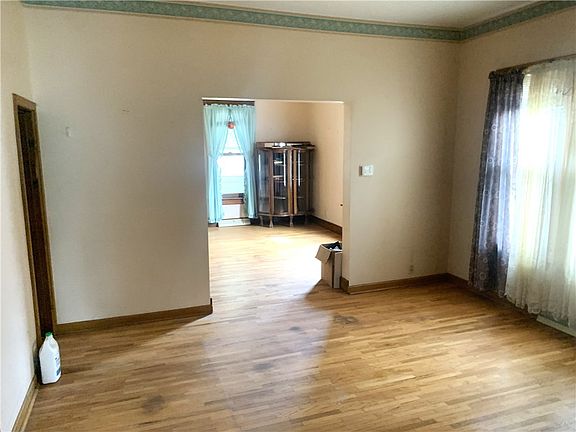 2nd image of 3 Johns St
