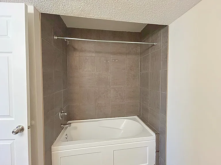 9108 149th St NW #103 — Photo 25