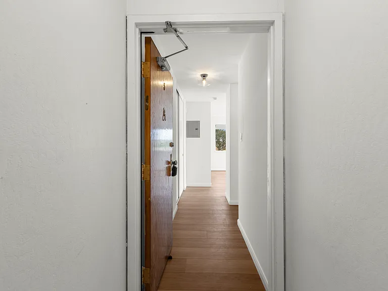 70 Crestline Dr #5 — Photo 2