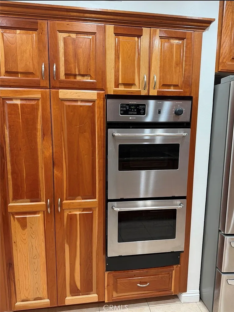 3 bed, 1348 sqft, $3,600 — Photo 4