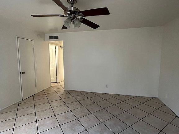2nd image of 310 N Orange Ave Unit 1