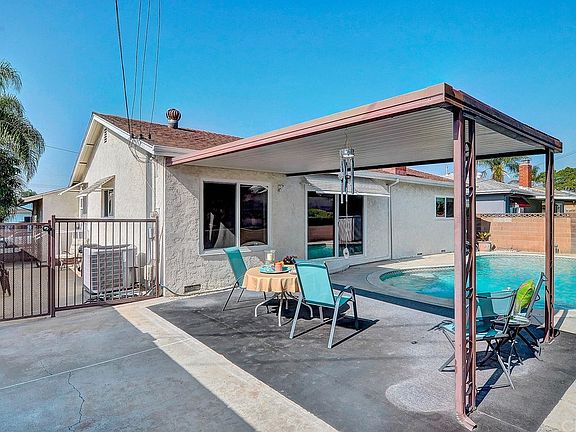 5th image of 11338 Groveside Ave