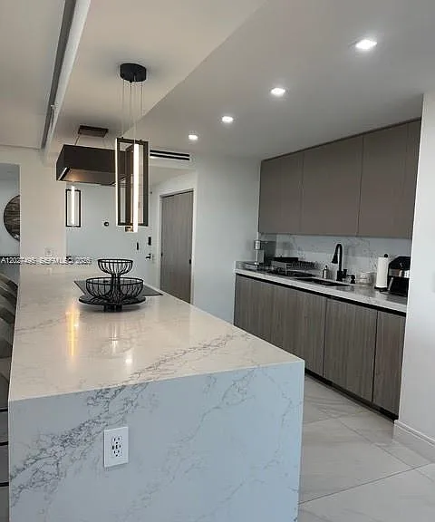 19707 Turnberry Way #23J — Photo 2