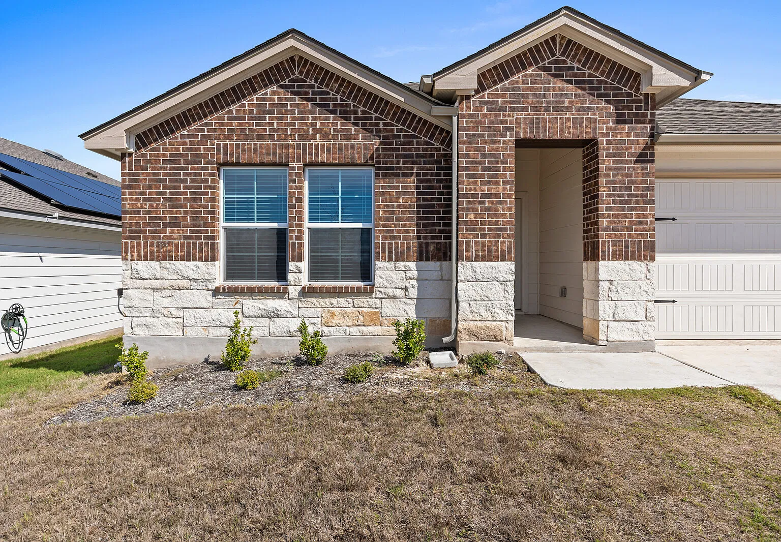 4 bed, 1854 sqft, $1,850 — Photo 3