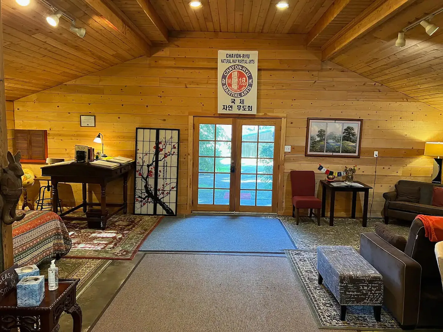 The Lodge at Tangled Oaks — Photo 3