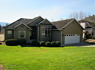 2315 NW Witherspoon Ave, Roseburg, OR 97471