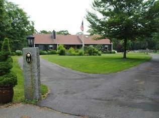 11 Beech Tree Lndg, Oak Bluffs, MA 02557