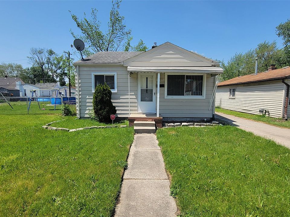 1st image of 23153 Stewart Ave