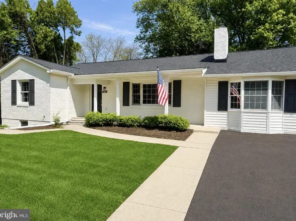 753 Bear Wallow Rd, Warrenton, VA 20186