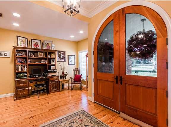 5th image of 4060 Tunbridge Wells Dr E