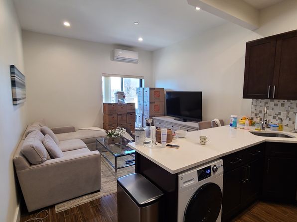 31-16 38th St #4B